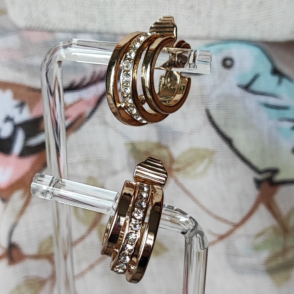 Napier Signed Clip Huggy Earrings Gold Tone Rhinestone Vintage EUC 3 Rows Huggie